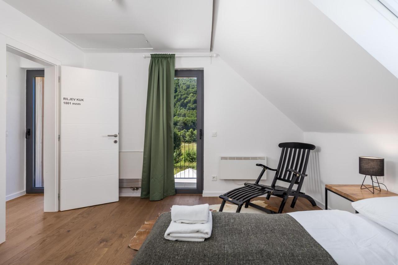 Modern Alpine Monsalbius Chalet Baske Ostarije Buitenkant foto